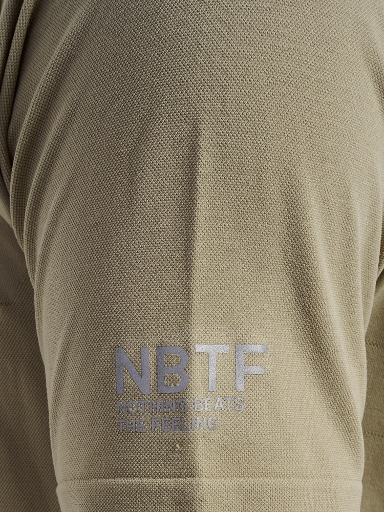 NewlineT-ShirtTopNwlpaceSeamlessTee