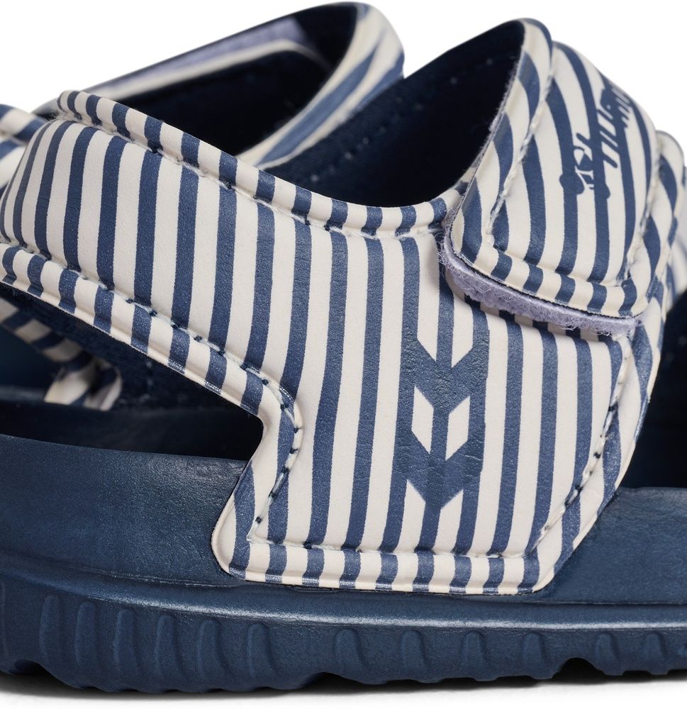 HummelKinderBadeschuhePlayaJr217945BlackIrisMarshmallow-24