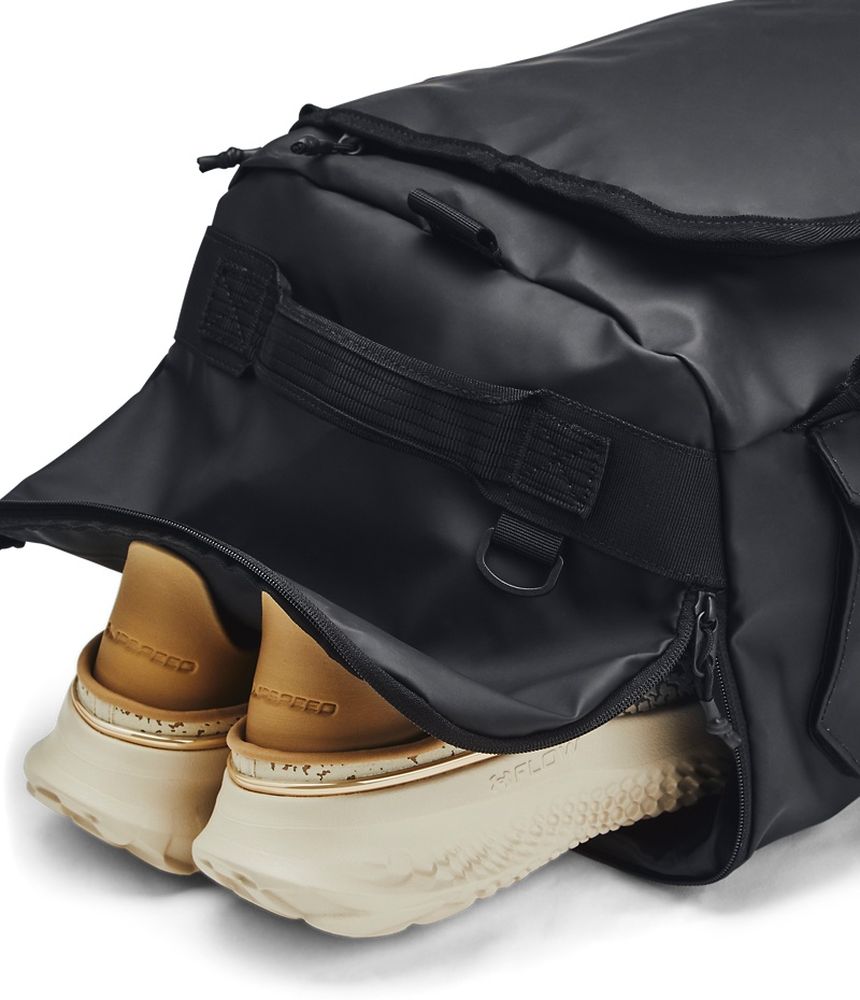 UnderArmourRucksackUaTriumphBackpackDuffleBlack001-USOSFM