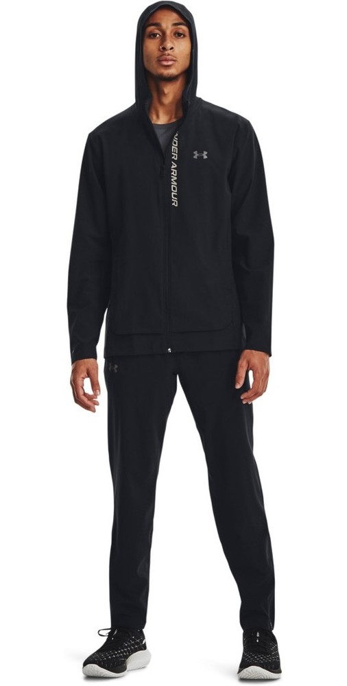 UnderArmourHoseUAOutrunTheStorm